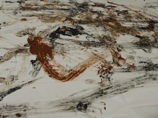 Terre sur papier.
