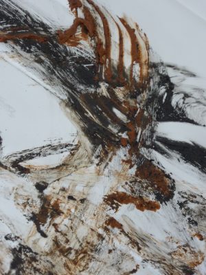 Terre sur papier.
