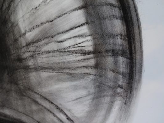 Fusain sur papier.